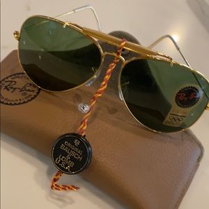 Vintage “1994/98 Olympics” Ray Ban New with tags!